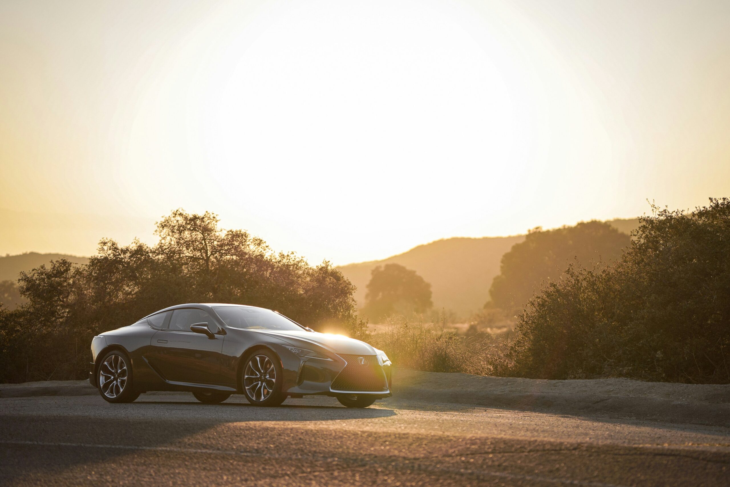 découvrez la gamme de voitures de luxe lexus, alliant performance, élégance et technologie.